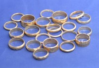Lot 213 - A quantity of 9ct. yellow gold wedding bands,...