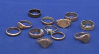 Lot 249 - 9ct. yellow gold wedding bands and signet...