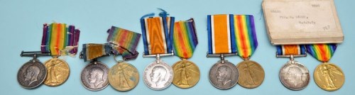 Lot 71 - Five pairs of WWI General Service Medals...
