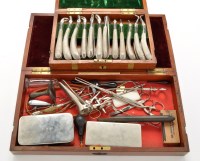 Lot 384 - An early 20th Century surgeon's set of...