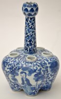 Lot 466 - Chinese blue and white 'Tulip' vase, the tall...