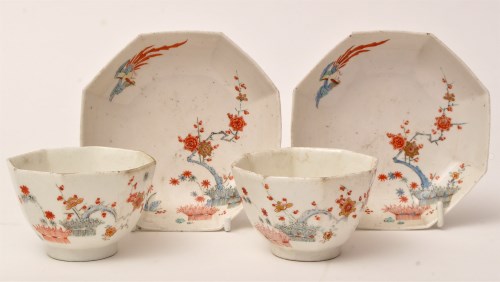 Lot 609 - Pair of Chelsea Kakiemon octagonal tea bowls...