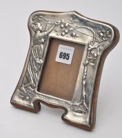 Lot 695 - An Edwardian silver photograph frame, by...