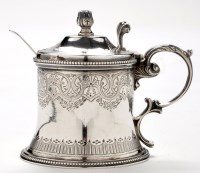 Lot 703 - A Victorian mustard pot, by William Evans,...