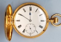 Lot 827 - An Edwardian 18ct. gold gentleman's crown wind...