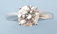 Lot 920 - A single stone solitaire diamond ring, the...