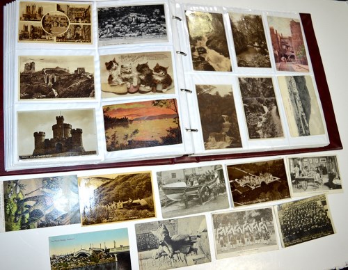 Lot 12 - A large collection of early 20th Century...