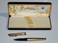 Lot 17 - A Sheaffer fountain pen, in yellow...