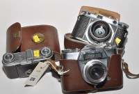 Lot 376 - A Voigtlander Bessamatic 35mm SLR camera,...