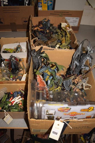 Lot 1008 - A good quantity of fantasy and military models...