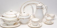 Lot 403 - Royal Worcester eight place 'Chantilly' tea...