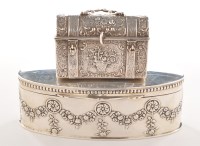 Lot 635 - An Edwardian silver box, by Huttons,...