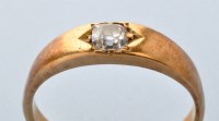 Lot 822 - A single stone diamond ring, the old cut...