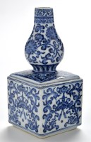 Lot 714 - Chinese blue and white gourd shaped vase, with...