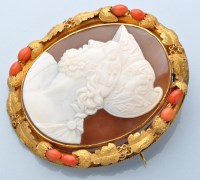 Lot 1275 - A Victorian carved shell cameo depicting Ajax,...