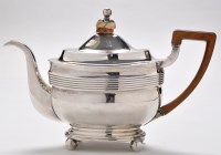 Lot 526 - A George III teapot, by Ann Robertson,...