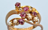 Lot 682 - An early 20th Centruy ruby and diamond ring,...