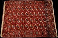 Lot 868 - An early 20th Century Turkoman rug, the field...