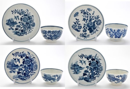 Lot 96 - Four blue and white Worcester tea bowls and...