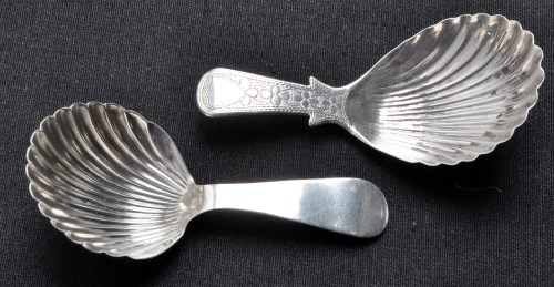 Lot 704 - A George III caddy spoon, by John Lawrence,...