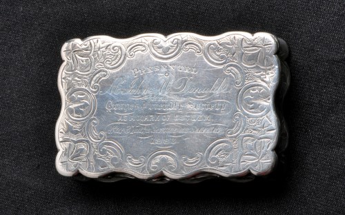 Lot 707 - A Victorian silver snuff box, by George Unite,...
