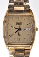 Lot 740 - Seiko Quartz: a gentleman's day/date...