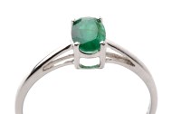 Lot 861 - A single stone emerald ring, the oval facet...