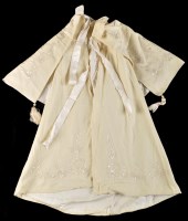 Lot 421 - A 19th Century child's fine woollen cloak,...