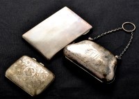 Lot 651 - A George V silver purse, by Walker & Hall,...