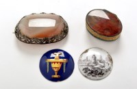 Lot 657 - A 19th Century gilt metal and agate box,...