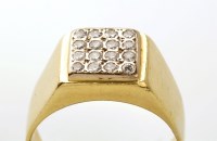 Lot 911 - A diamond set 18ct. yellow gold gentleman's...