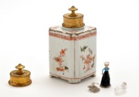 Lot 1238 - Chinese Famille Verte tea caddy, of square...