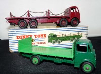 Lot 389 - A Dinky Supertoys Guy, 513, two tone green...