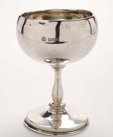 Lot 522 - A George V presentation cup, by Attenborough...