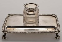 Lot 524 - A George V pen and ink stand, by D. & J....