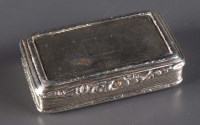 Lot 657 - A William IV silver snuff box, by Jervase...