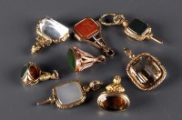 Lot 684 - Eight assorted 19th Century gold and gilt...