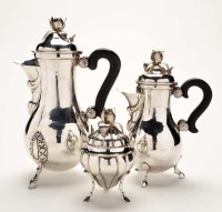 Lot 715 - A Maltese 917 standard coffee pot and hot milk...