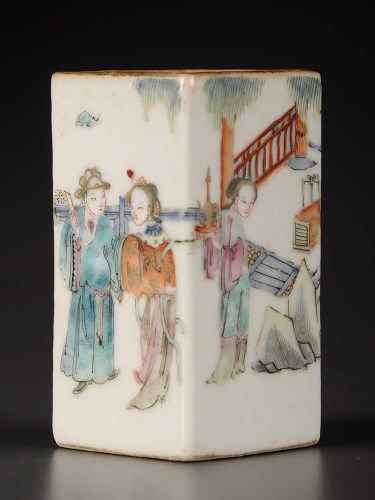 Lot 19 - A Famille Rose vase, of square section,...