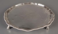 Lot 538 - A George V salver, made and retailed by The...