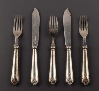 Lot 615 - A set of twelve early 20th Century plated fish...