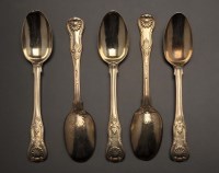 Lot 629 - A set of twelve George IV dessert spoons, by...