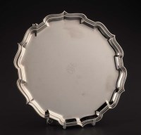 Lot 687 - A George V salver, by Mappin & Webb, Sheffield...