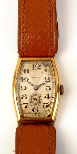 Lot 845 - Rolex: an Art Deco 18ct gold cased gentleman's...