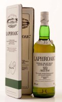 Lot 1070 - A bottle of Laphroaig, 10 years old, 40% 750ml,...