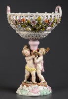 Lot 291 - † A Dresden compote, the floral encrusted...
