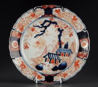 Lot 445 - An Imari charger, circa 1900, the scalloped...