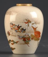 Lot 447 - A finely painted Satsuma vase, decorated with...