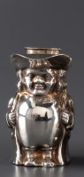 Lot 865 - A George V novelty toby jug style pepperette,...