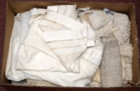 Lot 1695 - A quantity of linen and lace, including:...